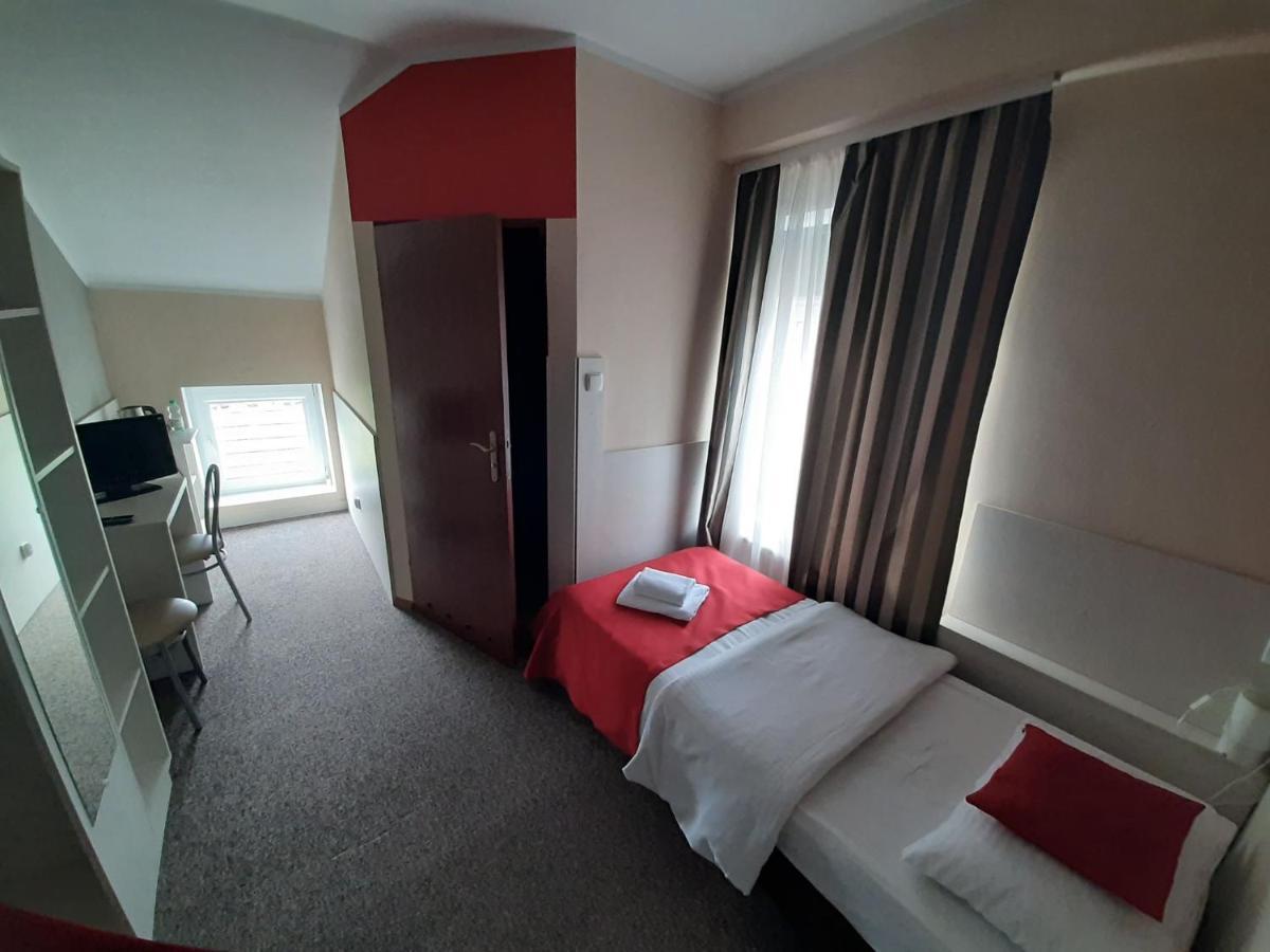 Hostel Przystanek Torun Luaran gambar